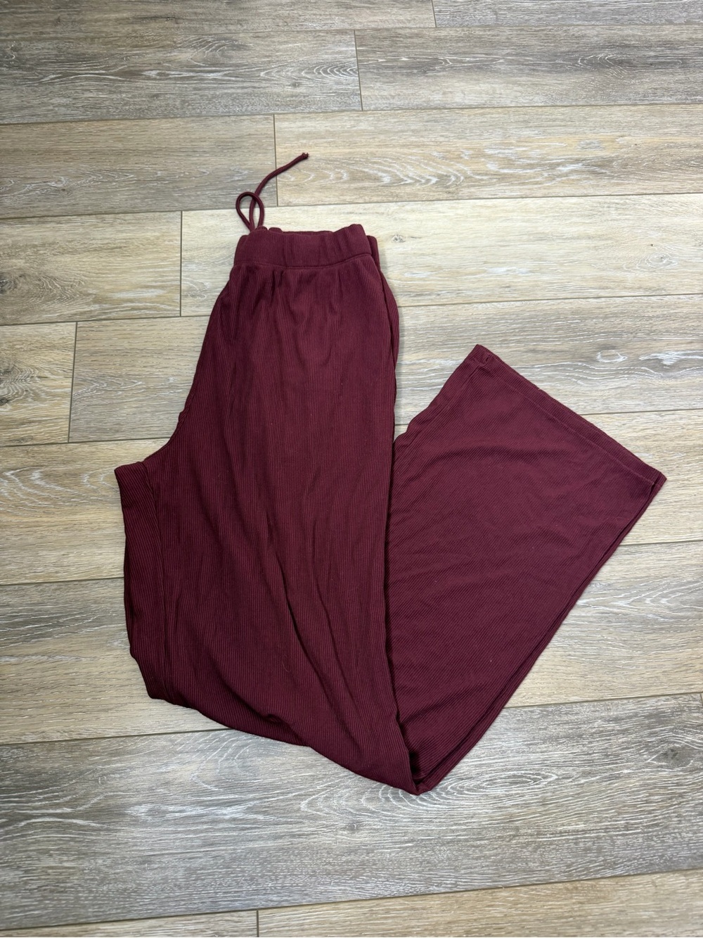 SKIMS Wide-Leg Ribbed Lounge Pants - Burgundy